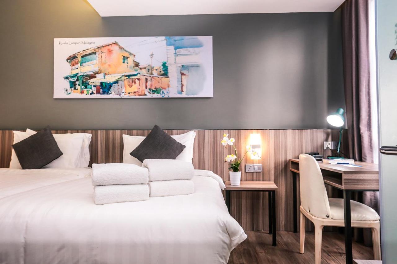 קואלה לומפור Days Hotel & Suites By Wyndham Kl - Chan Sow Lin Mrt Or Lrt מראה חיצוני תמונה