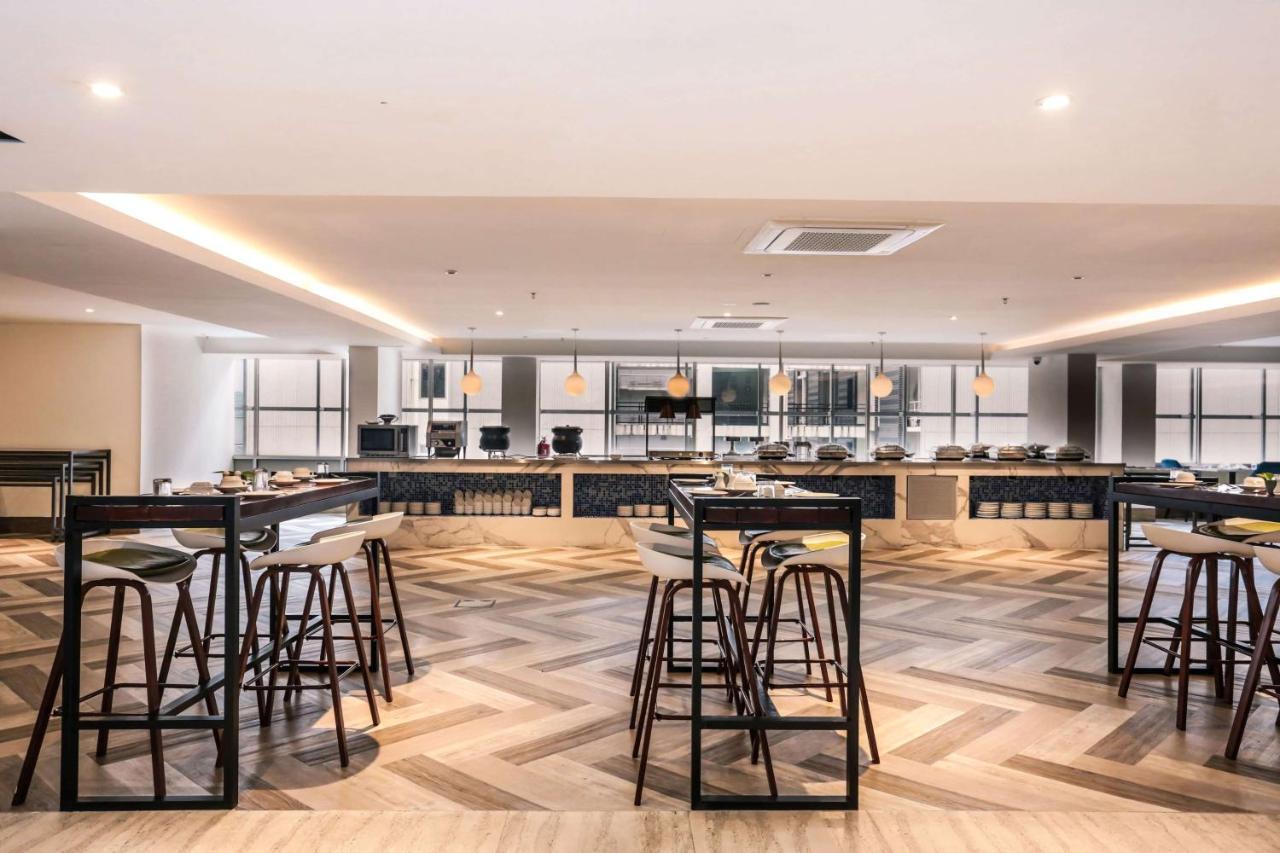 קואלה לומפור Days Hotel & Suites By Wyndham Kl - Chan Sow Lin Mrt Or Lrt מראה חיצוני תמונה