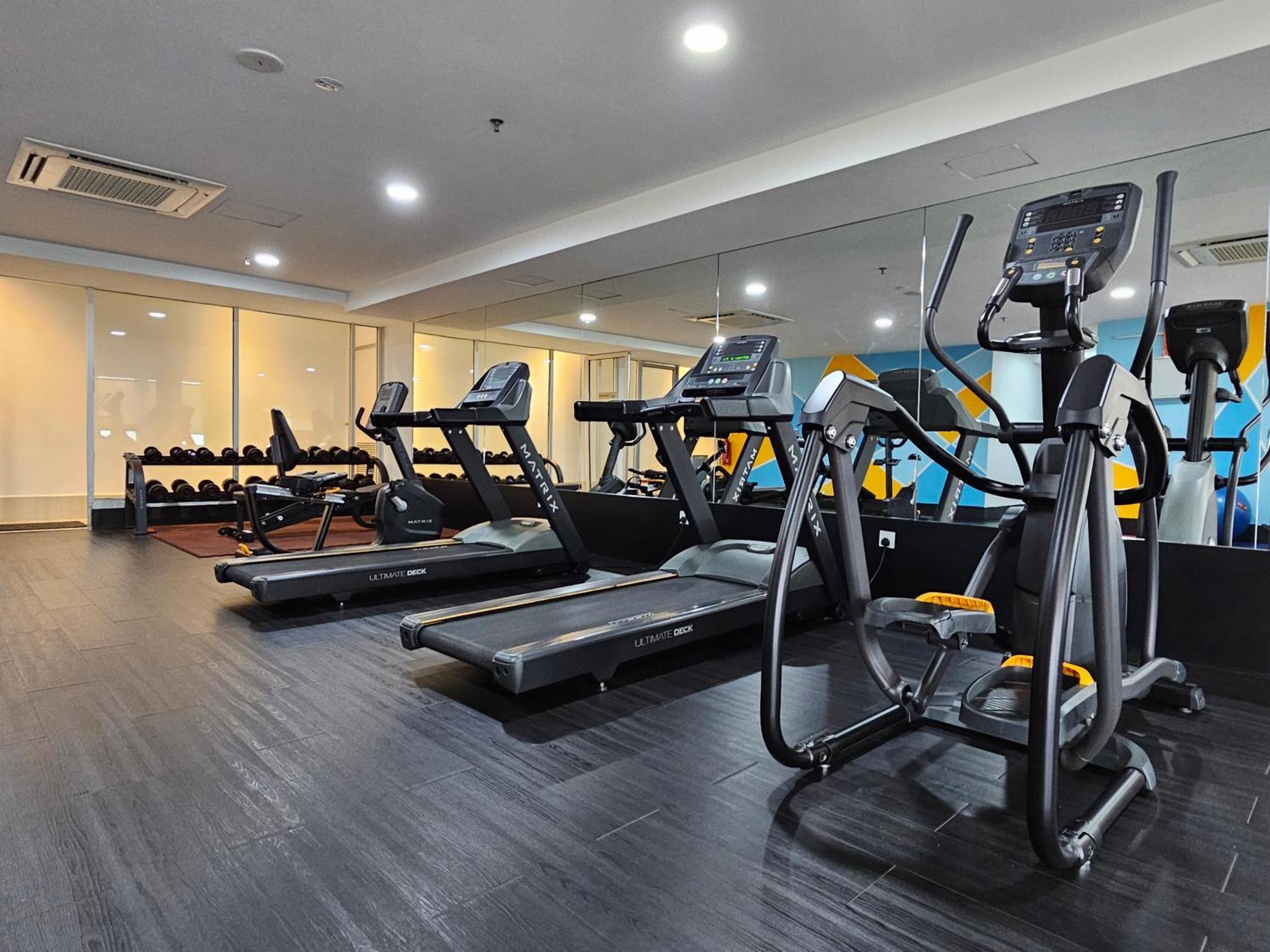 קואלה לומפור Days Hotel & Suites By Wyndham Kl - Chan Sow Lin Mrt Or Lrt מראה חיצוני תמונה